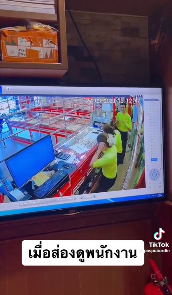 ไวรัล แอบส่องลูกน้องทำงาน กลับเจอความม่วนซื่น ไวรัล แอบส่องลูกน้องทำงาน กลับเจอความม่วนซื่น