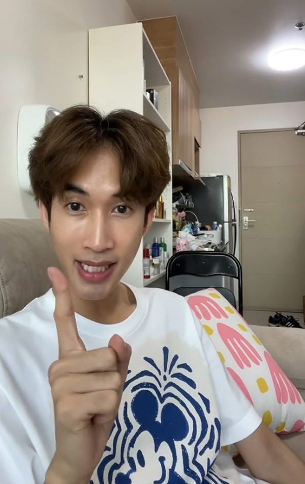 สาวกินเต้าหู้ขน สาวกินเต้าหู้ขน