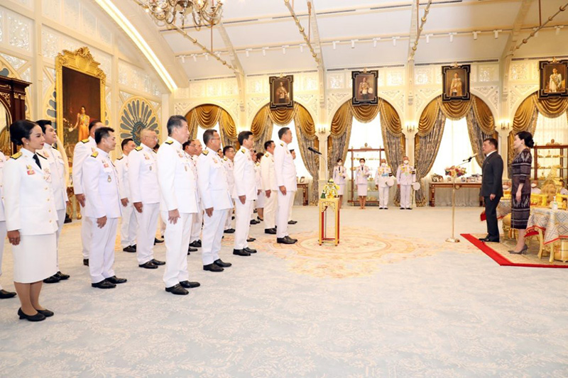 เศรษฐา ทวีสิน เศรษฐา ทวีสิน