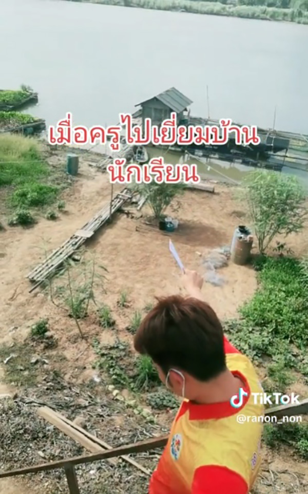 ไวรัล 5 ล้าน เมื่อครูเจอ 3 ด่านอรหันต์ เยี่ยมบ้านนักเรียน ไวรัล 5 ล้าน เมื่อครูเจอ 3 ด่านอรหันต์ เยี่ยมบ้านนักเรียน