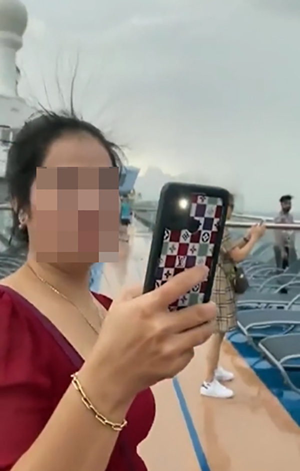 ไวรัลคลิป นทท ล่องเรือ เห็นผมชี้ตั้งยืนหัวเราะ ไวรัลคลิป นทท ล่องเรือ เห็นผมชี้ตั้งยืนหัวเราะ