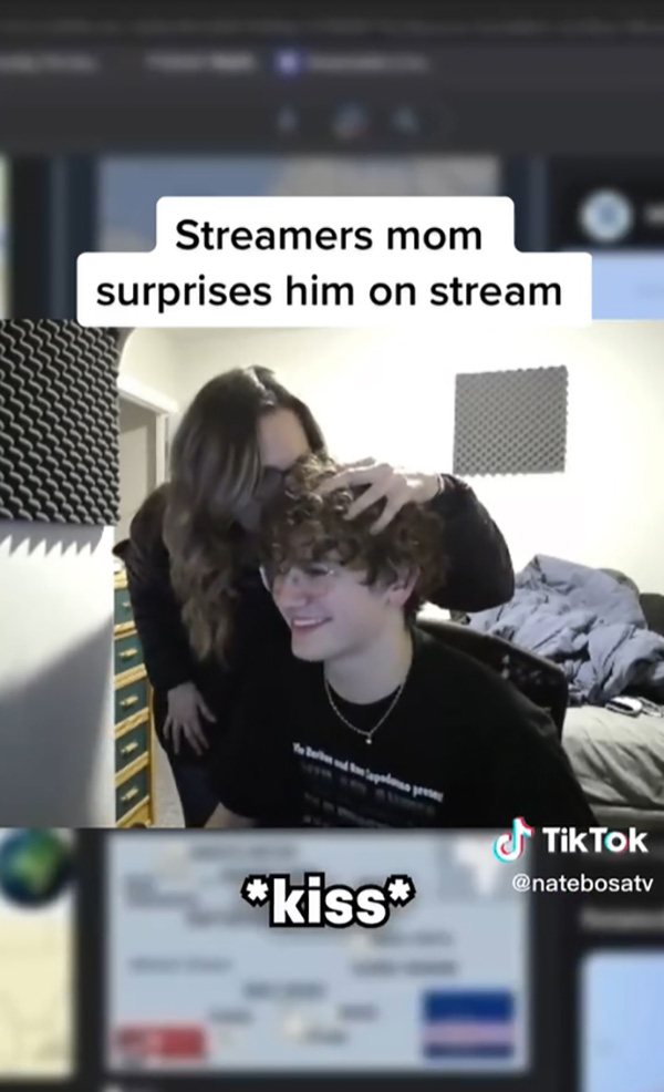 เมื่อลูกชายตื่นเต้น มีคนเข้ามาดูไลฟ์ตั้ง 9 คน เมื่อลูกชายตื่นเต้น มีคนเข้ามาดูไลฟ์ตั้ง 9 คน