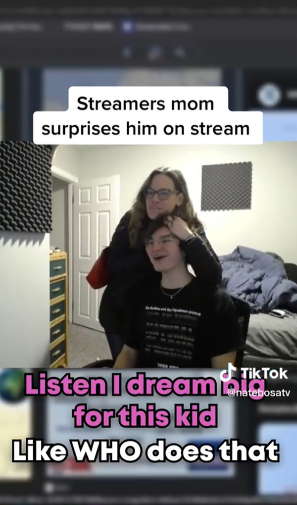 เมื่อลูกชายตื่นเต้น มีคนเข้ามาดูไลฟ์ตั้ง 9 คน เมื่อลูกชายตื่นเต้น มีคนเข้ามาดูไลฟ์ตั้ง 9 คน