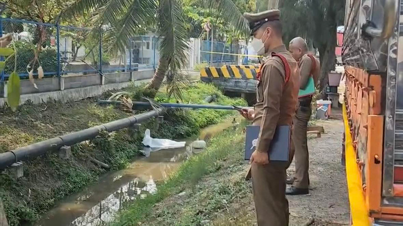 ผัวโหดจุดไฟเผาเมียทั้งเป็น จนต้องโดดลงร่องน้ำหนีตาย ผัวโหดจุดไฟเผาเมียทั้งเป็น จนต้องโดดลงร่องน้ำหนีตาย
