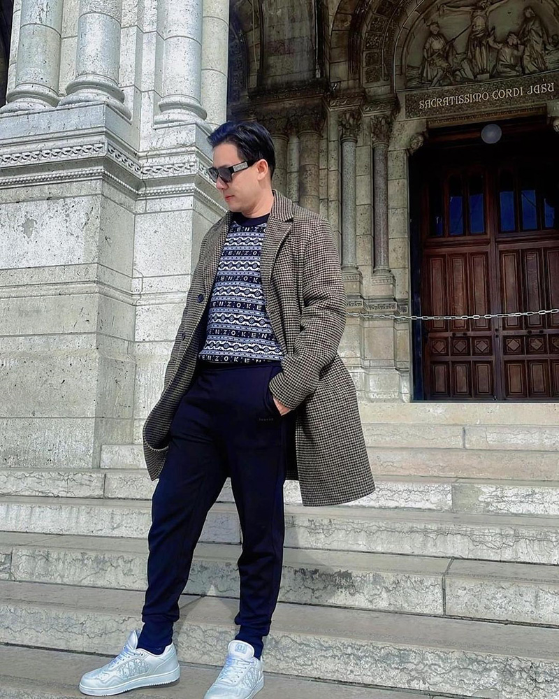 เพจดังฉะเหตุผลใหญ่ ทำไมคนสงสัยทนายตั้มรวยผิดปกติ เพจดังฉะเหตุผลใหญ่ ทำไมคนสงสัยทนายตั้มรวยผิดปกติ