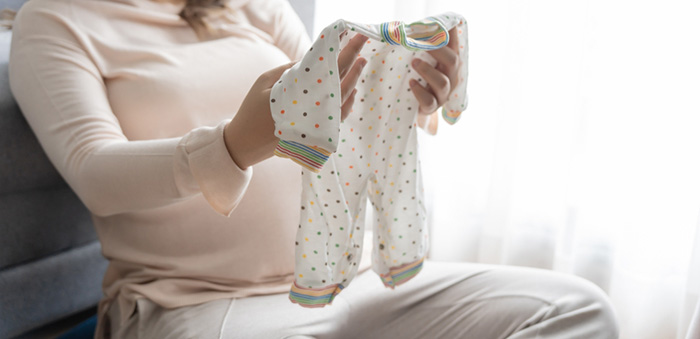 สาวท้องสุดทน เพื่อนมาตื๊อถามชื่อลูก สาวท้องสุดทน เพื่อนมาตื๊อถามชื่อลูก