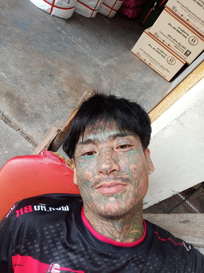 FC อาลัย ต๊ะ ยมฑูต FC อาลัย ต๊ะ ยมฑูต