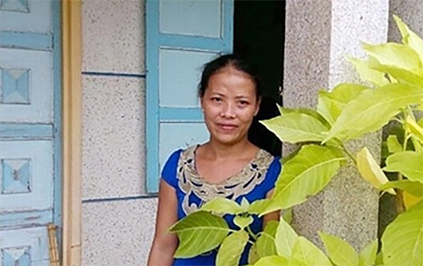 แม่ค้าสู้ชีวิต ถูกลอตเตอรี่ 192 ล้าน แม่ค้าสู้ชีวิต ถูกลอตเตอรี่ 192 ล้าน