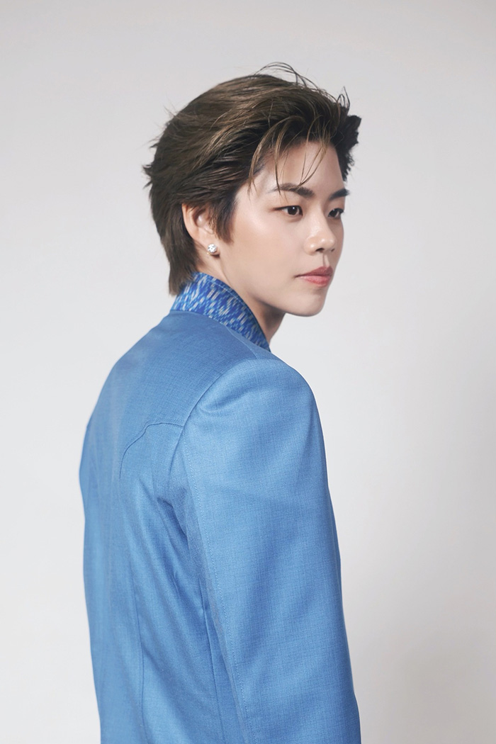 ชุดนักกีฬาไทยในพิธีเปิดโอลิมปิก ชุดนักกีฬาไทยในพิธีเปิดโอลิมปิก