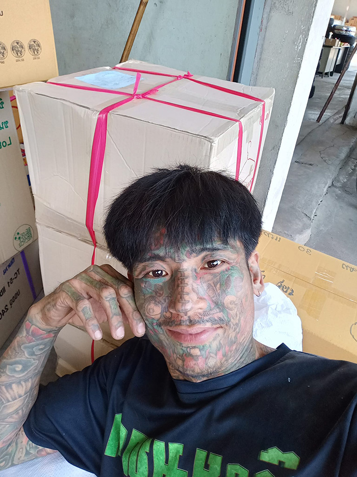 FC อาลัย ต๊ะ ยมฑูต FC อาลัย ต๊ะ ยมฑูต