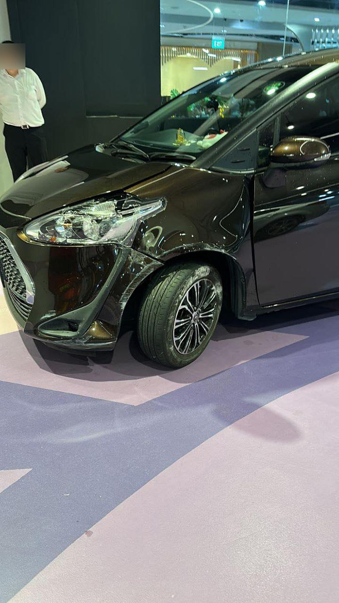 ชนระนาว รถกว่า 10 คัน ชนระนาว รถกว่า 10 คัน