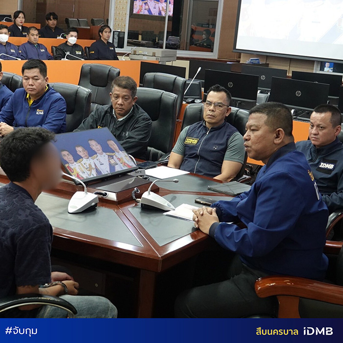 นักฟุตบอลไทยลีก ขนยาบิ๊กล็อต นักฟุตบอลไทยลีก ขนยาบิ๊กล็อต