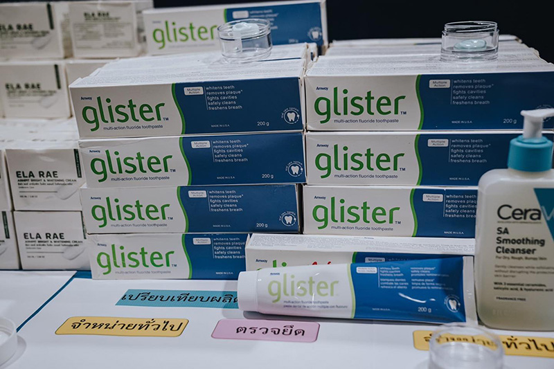 ทลายโกดังทุนจีน ขายเครื่องสำอางค์ปลอม ทลายโกดังทุนจีน ขายเครื่องสำอางค์ปลอม