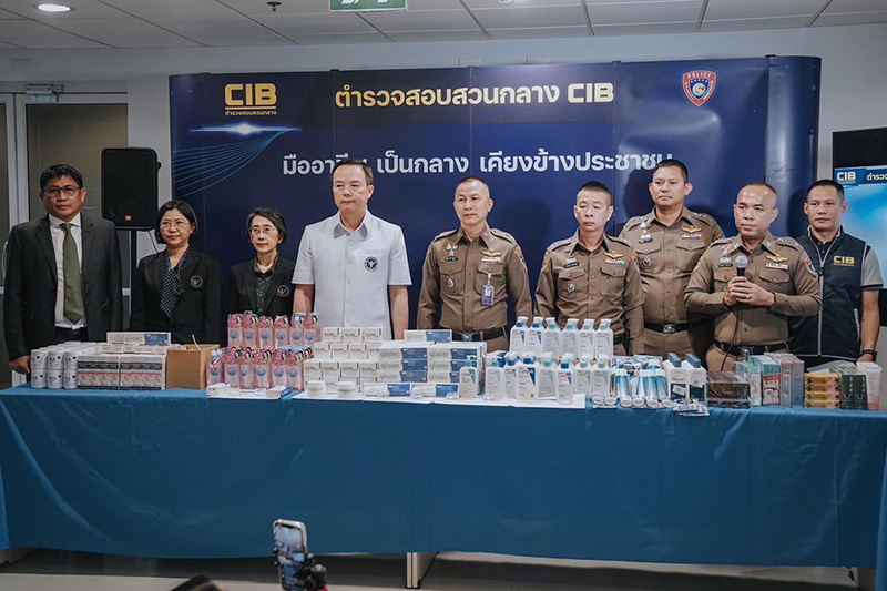 ทลายโกดังทุนจีน ขายเครื่องสำอางค์ปลอม ทลายโกดังทุนจีน ขายเครื่องสำอางค์ปลอม