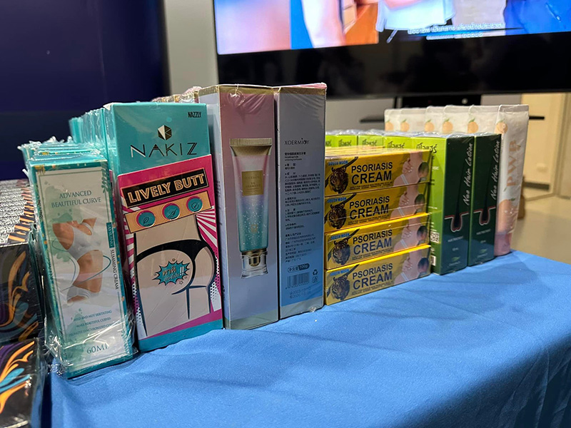 ทลายโกดังทุนจีน ขายเครื่องสำอางค์ปลอม ทลายโกดังทุนจีน ขายเครื่องสำอางค์ปลอม