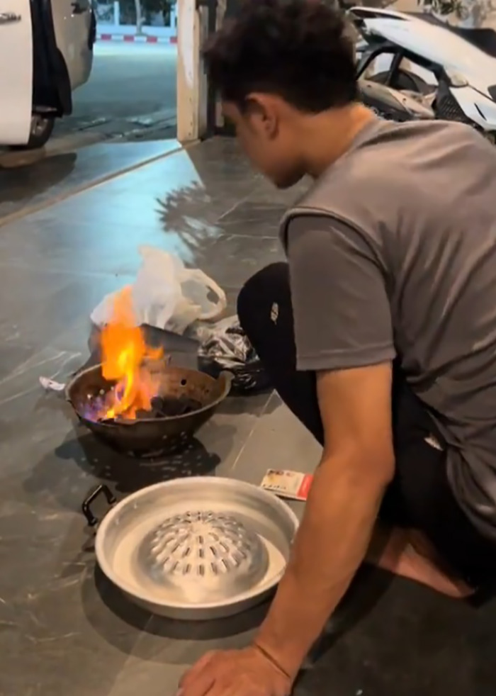 ว่าที่ รต จุดไฟเตาถ่านติดไม่ได้ดังใจ ว่าที่ รต จุดไฟเตาถ่านติดไม่ได้ดังใจ