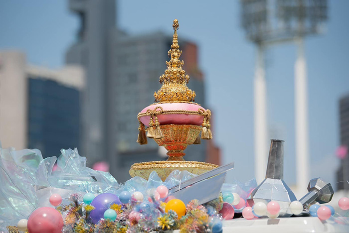 ดราม่างานบอล ทำไมไม่แบกเสลี่ยง ดราม่างานบอล ทำไมไม่แบกเสลี่ยง