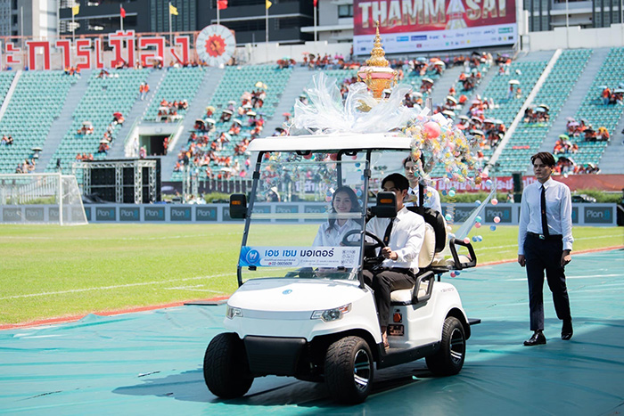 ดราม่างานบอล ทำไมไม่แบกเสลี่ยง ดราม่างานบอล ทำไมไม่แบกเสลี่ยง