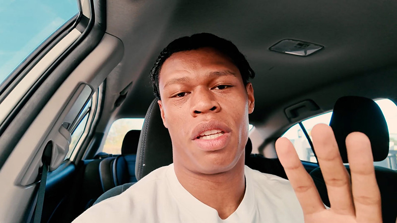 นักเตะทีมบุรีรัมย์ แนะคนญี่ปุ่นมาไทย นักเตะทีมบุรีรัมย์ แนะคนญี่ปุ่นมาไทย