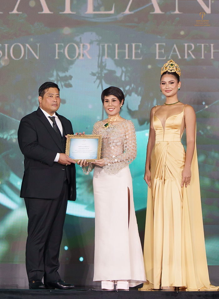 ท่านอ้น ร่วมงานกาล่า Miss Earth Thailand ท่านอ้น ร่วมงานกาล่า Miss Earth Thailand