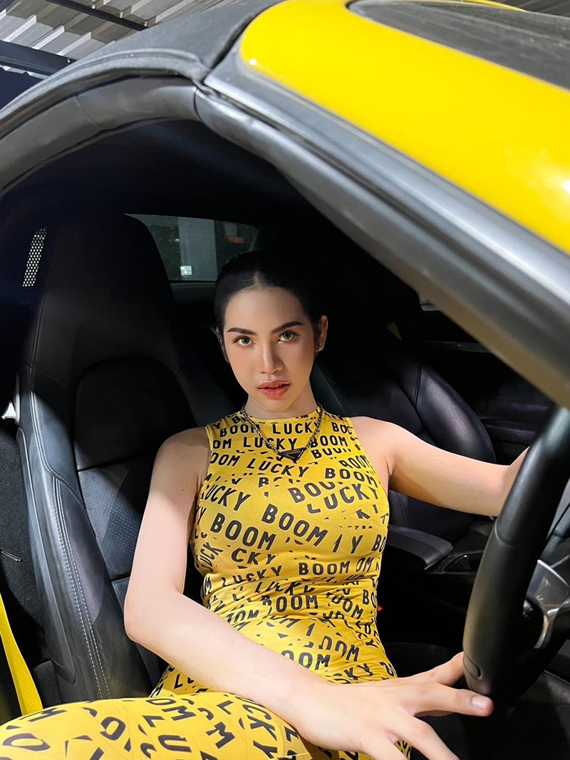 นารา เครปกะเทย นารา เครปกะเทย