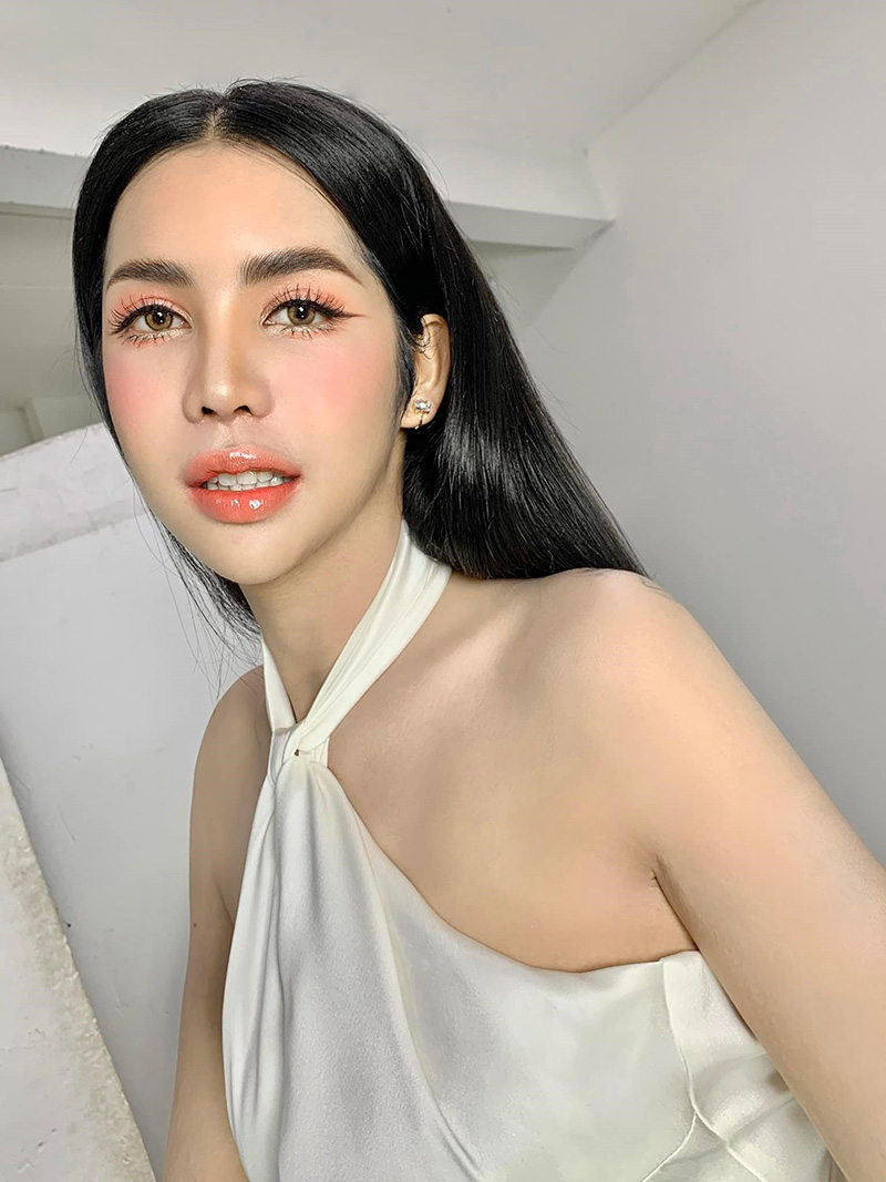 นารา เครปกะเทย นารา เครปกะเทย