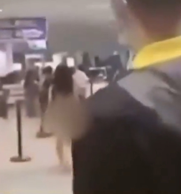 สาวแก้ผ้า สาวแก้ผ้า