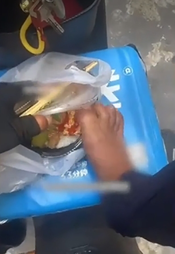 อวสานมื้ออาหาร อวสานมื้ออาหาร