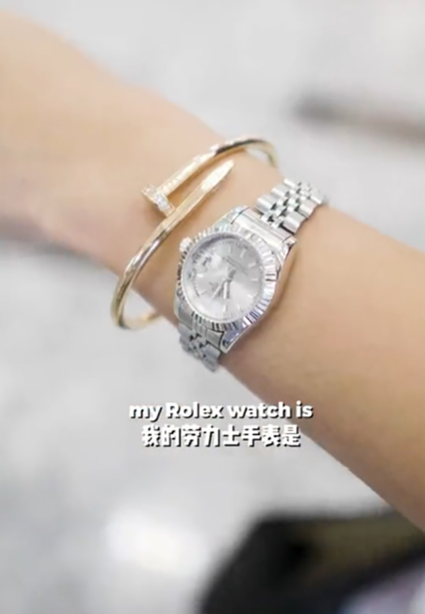 หนุ่มถามแฟชั่นคนเดินเที่ยวแต่งตัวเท่าไหร่ หนุ่มถามแฟชั่นคนเดินเที่ยวแต่งตัวเท่าไหร่