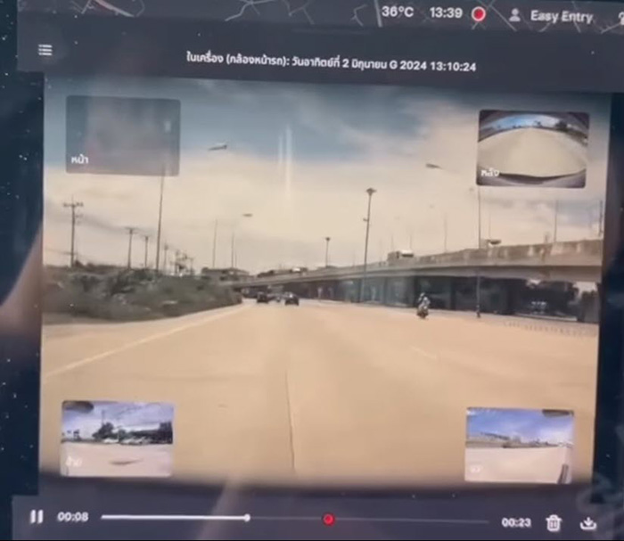 ขับ Tesla เจอมอเตอร์ไซค์ตัดหน้า หักหลบชนเสาพังยับ ขับ Tesla เจอมอเตอร์ไซค์ตัดหน้า หักหลบชนเสาพังยับ