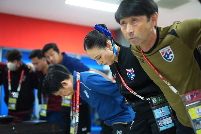 สรุปดราม่าไล่เรียงทุกประเด็น อิชิอิโกรธมาดามแป้งกลางสนาม สรุปดราม่าไล่เรียงทุกประเด็น อิชิอิโกรธมาดามแป้งกลางสนาม