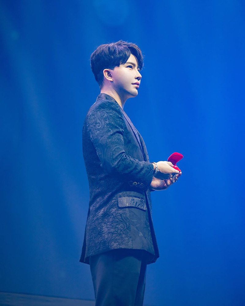 กลุ่มตัวแทนขอถอนแจ้งความบอส ดิไอคอนกรุ๊ป กลุ่มตัวแทนขอถอนแจ้งความบอส ดิไอคอนกรุ๊ป