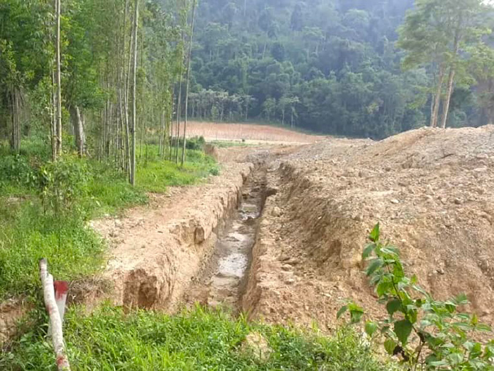 เพจดังแฉปมเดือด ประท้วงโรงงานเครนถล่ม เพจดังแฉปมเดือด ประท้วงโรงงานเครนถล่ม