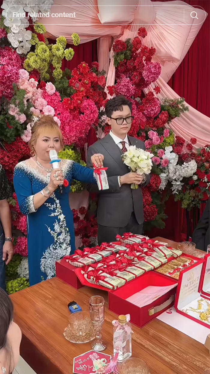 คู่รักจัดวิวาห์ สินสอด 68 ล้าน คู่รักจัดวิวาห์ สินสอด 68 ล้าน