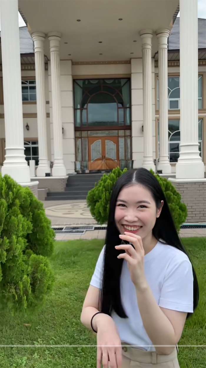 สาวพาส่องบ้านหรู ใครเห็นก็ต้องทัก สาวพาส่องบ้านหรู ใครเห็นก็ต้องทัก