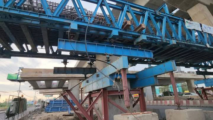 ระทึกอีก สลิงก่อสร้างทางด่วนพระราม 2 ระทึกอีก สลิงก่อสร้างทางด่วนพระราม 2