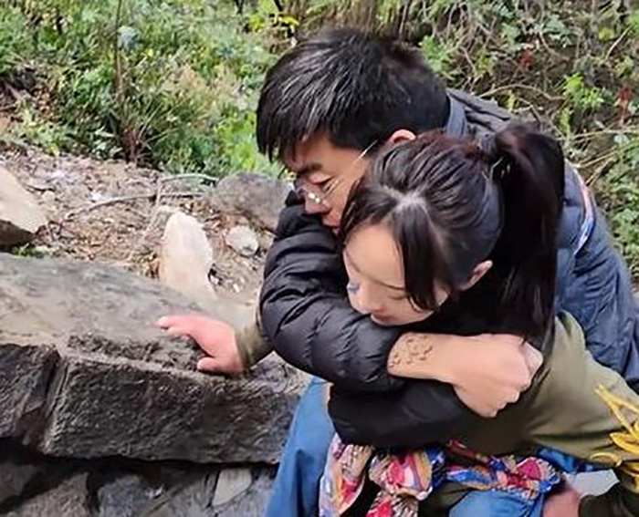 หนุ่มสมองพิการไม่ท้อชะตา แม้เคยเป็นขอทาน หนุ่มสมองพิการไม่ท้อชะตา แม้เคยเป็นขอทาน