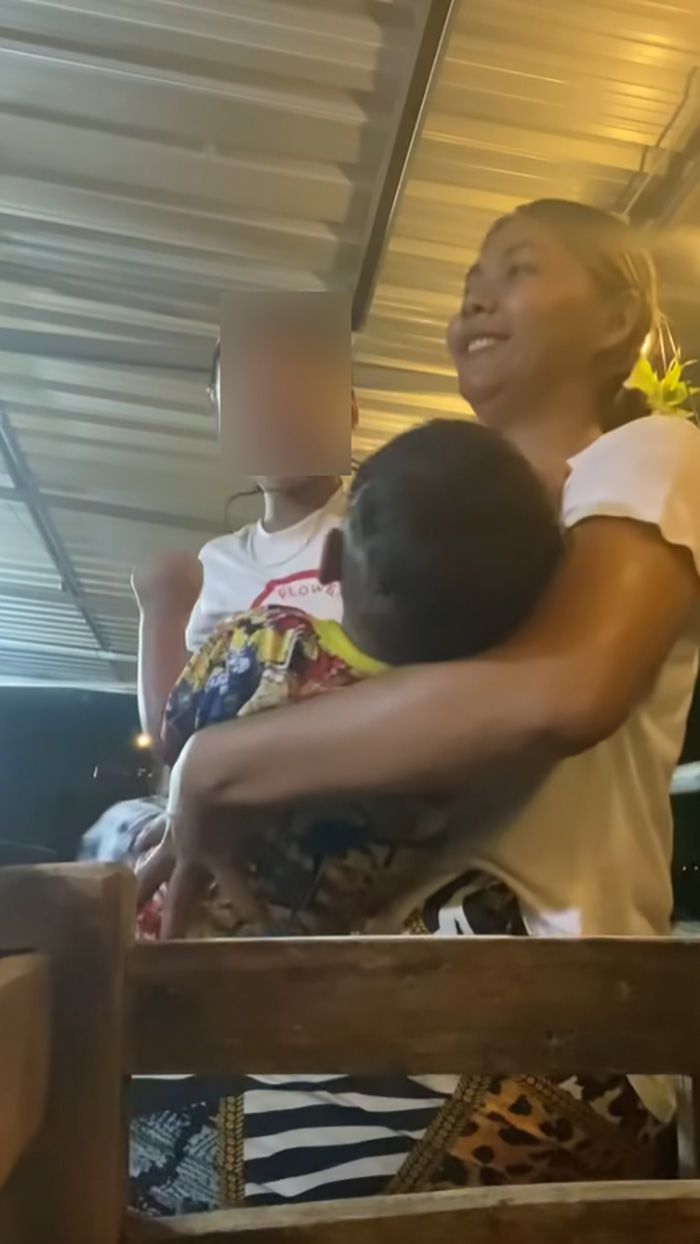 เจ้าของร้านนอยด์ คนจองโต๊ะแล้วเท เจ้าของร้านนอยด์ คนจองโต๊ะแล้วเท