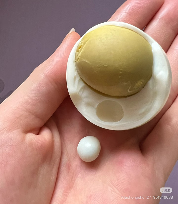 ปอกไข่ต้มเจอเม็ดประหลาด ปอกไข่ต้มเจอเม็ดประหลาด