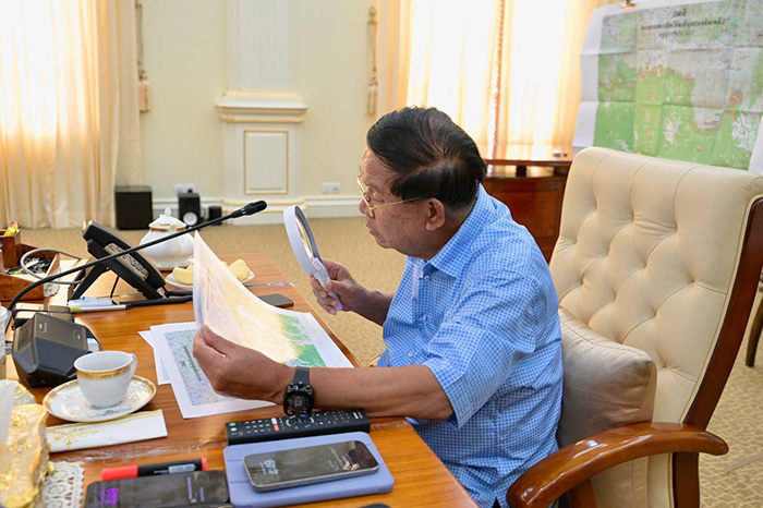 ฮุน เซน โต้ข่าวหนีไปจีน ฮุน เซน โต้ข่าวหนีไปจีน