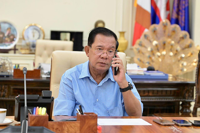 ฮุน เซน โต้ข่าวหนีไปจีน ฮุน เซน โต้ข่าวหนีไปจีน