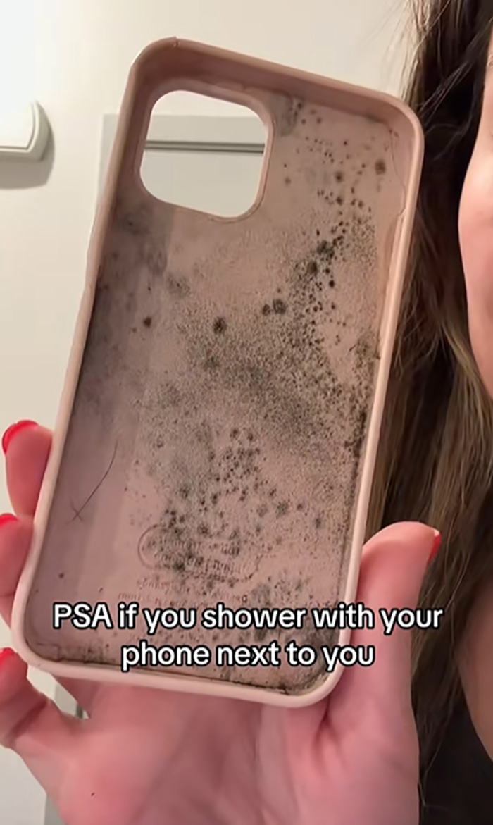 สาวแชร์ความสยองแนบหน้า สาวแชร์ความสยองแนบหน้า