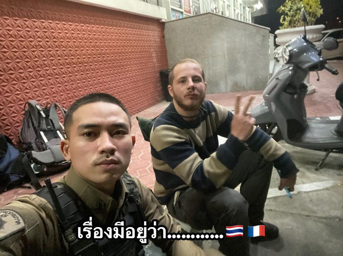 ฝรั่งมาเที่ยวไทย จะไปเกาะเต่า เจอพาไปดอยเต่า ฝรั่งมาเที่ยวไทย จะไปเกาะเต่า เจอพาไปดอยเต่า