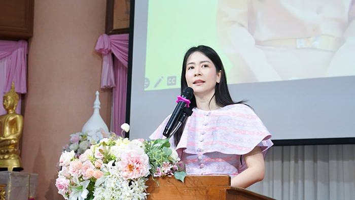 เปิดวาร์ป ผอ.พีช ศรประภา สิริภัทรวิช โรงเรียนสตรีศรีสุริโยทัย เปิดวาร์ป ผอ.พีช ศรประภา สิริภัทรวิช โรงเรียนสตรีศรีสุริโยทัย