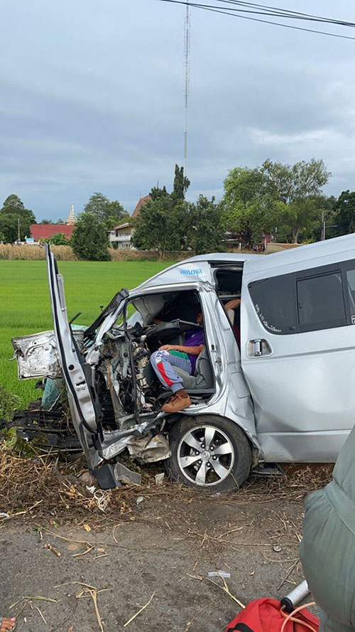 รถตู้ รถตู้