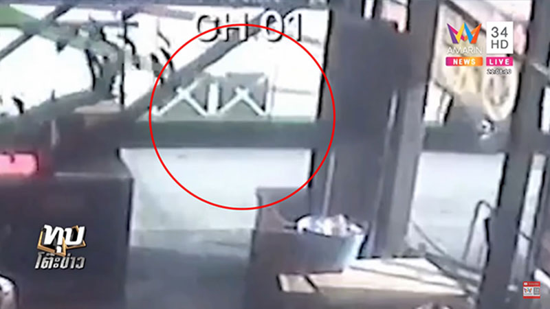 ประตูสัมภาระรถทัวร์เปิดเอง ประตูสัมภาระรถทัวร์เปิดเอง