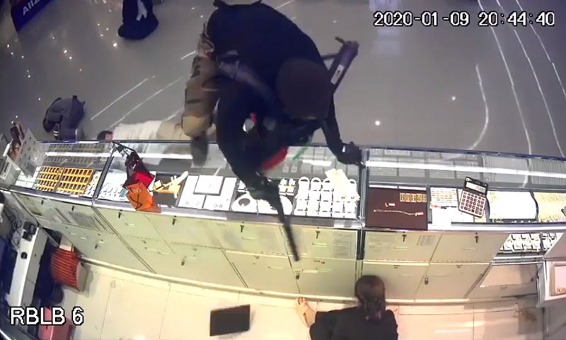 คืบหน้าล่าสุด โจรชิงทอง คืบหน้าล่าสุด โจรชิงทอง