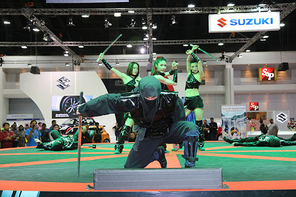 การแสดงนินจา การแสดงนินจา