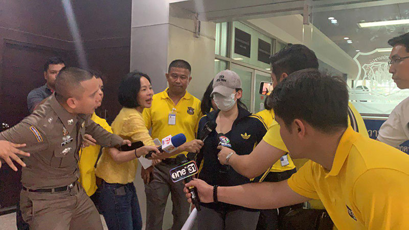 รวบผู้ค้ารายใหญ่ รวบผู้ค้ารายใหญ่