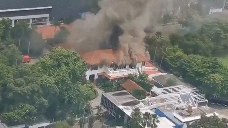 ไฟไหม้สถานทูตอินโดนีเซีย ไฟไหม้สถานทูตอินโดนีเซีย